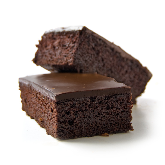 Chocolate Fudge Cake Pan - Image 2